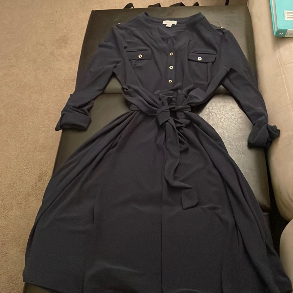 Dress (work style)
